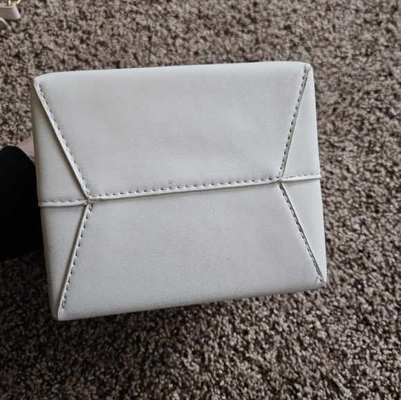 Chinese Takeout Box Handbag - Picture 6 of 9